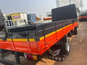 Kia Rhino 2