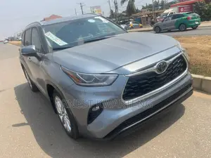 Toyota Highlander 2020 Gray