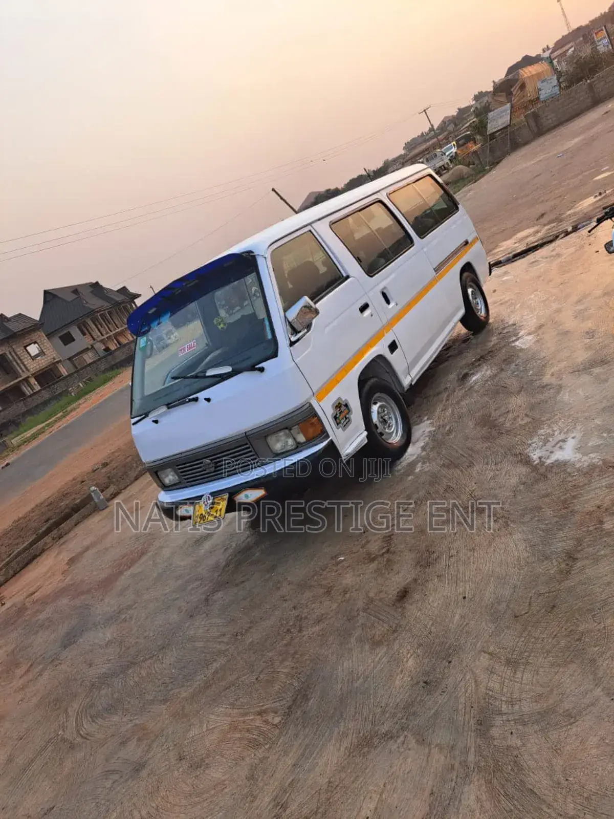 Nissan Caravan (Urvan) 2002 White