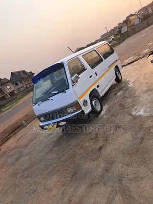 Nissan Caravan (Urvan) 2002 White