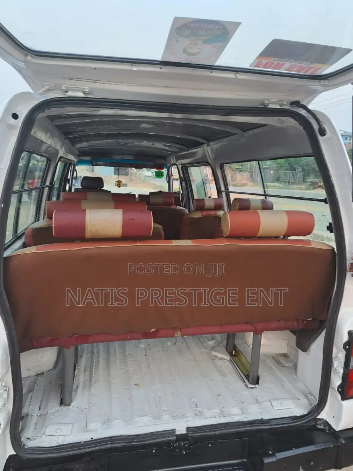 Nissan Caravan (Urvan) 2002 White