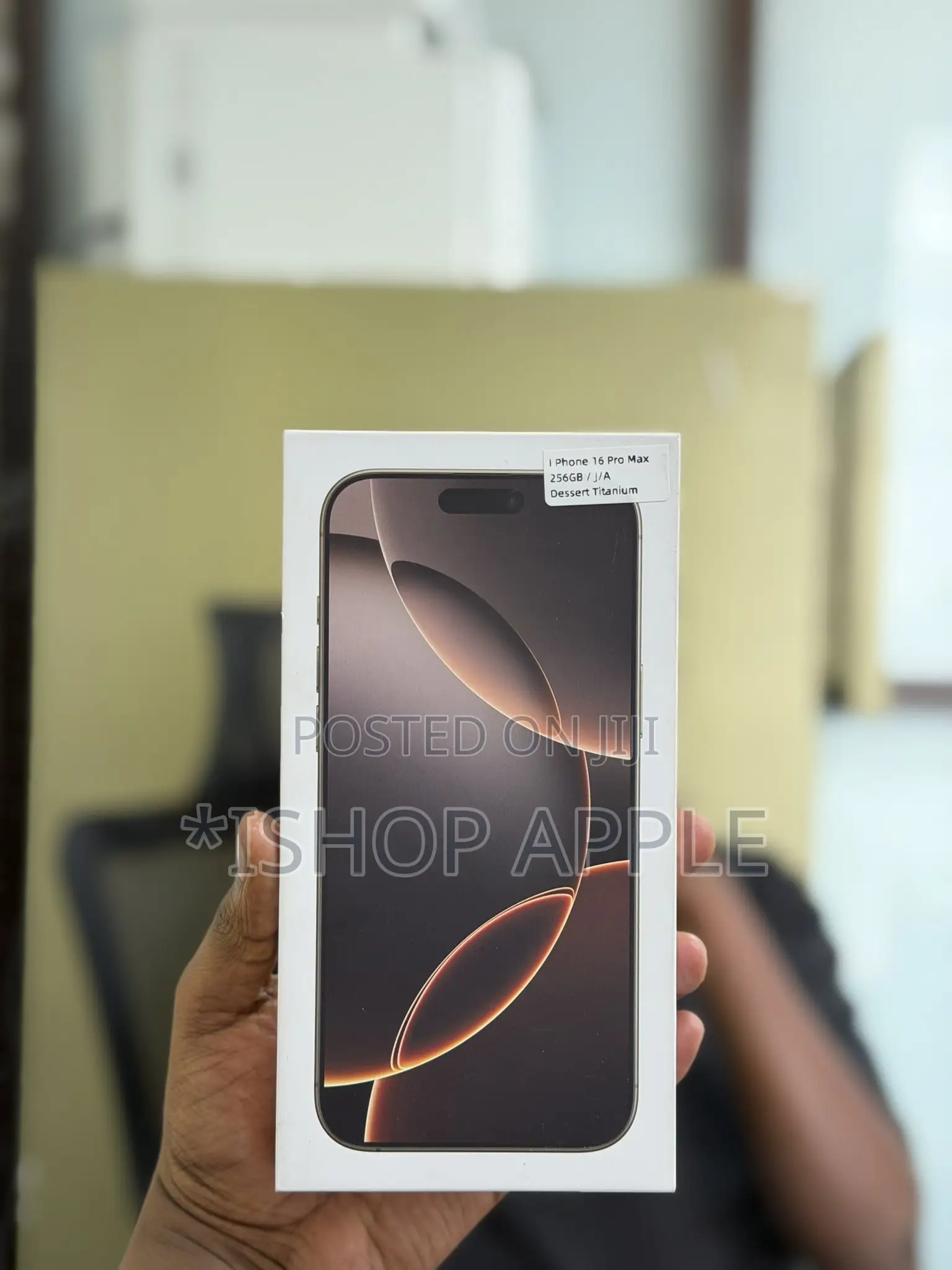Apple iPhone 16 Pro Max 256 GB Gold
