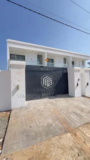 2bdrm Townhouse/Terrace in Nanakrom, Ashaley Botwe for sale