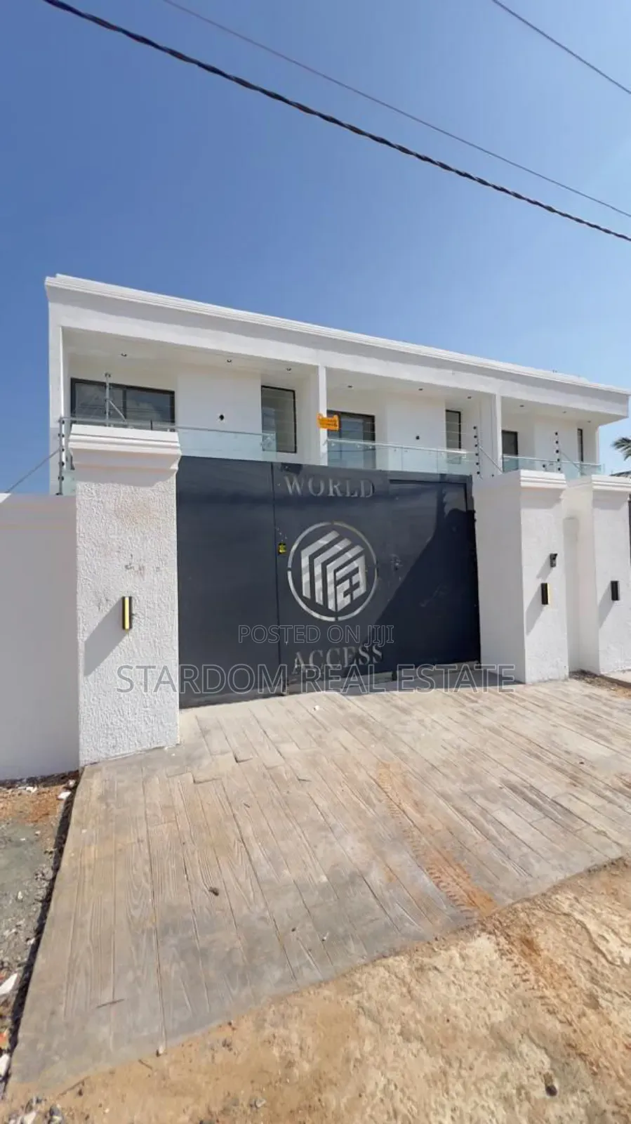 2bdrm Townhouse/Terrace in Nanakrom, Ashaley Botwe for sale