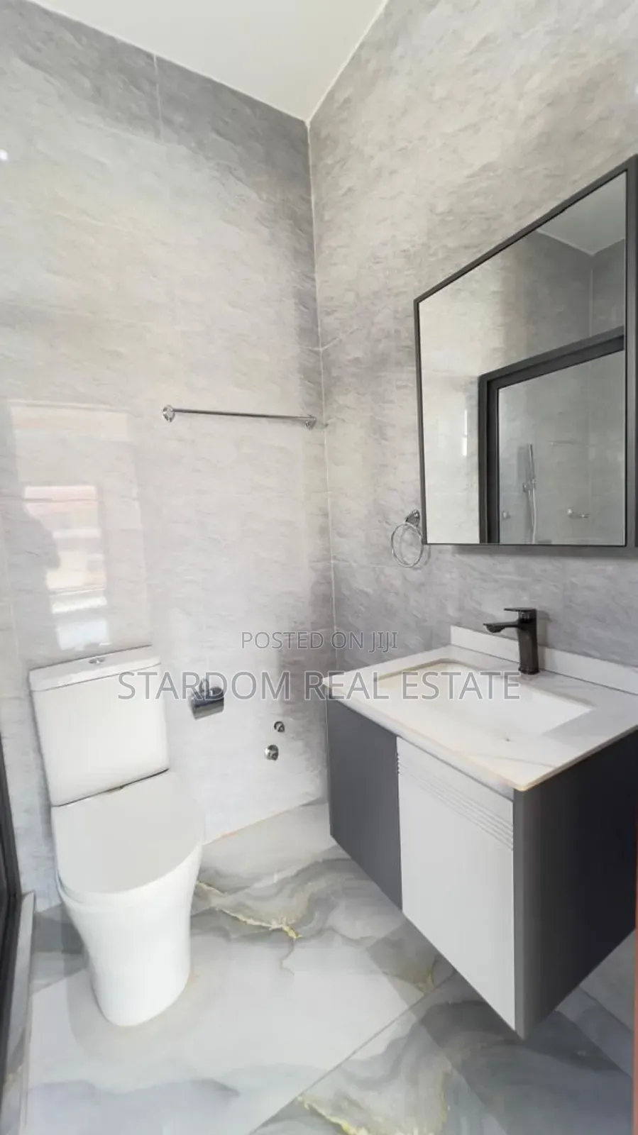 2bdrm Townhouse/Terrace in Nanakrom, Ashaley Botwe for sale