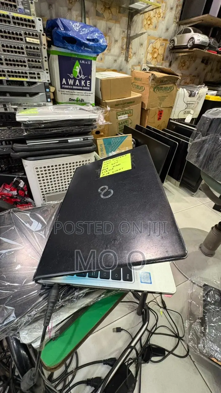 Laptop Fujitsu Lifebook B6230 8GB Intel Core I7 SSD 256GB