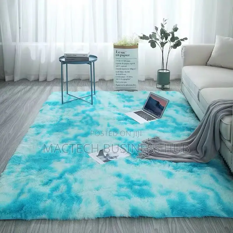 Fluffy Carpet ( 150*220cm)