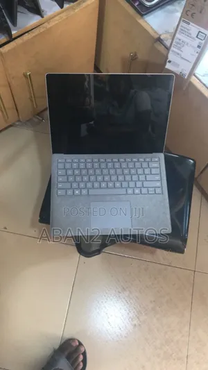 Laptop Microsoft Surface Laptop 8GB Intel Core I5 SSD 256GB