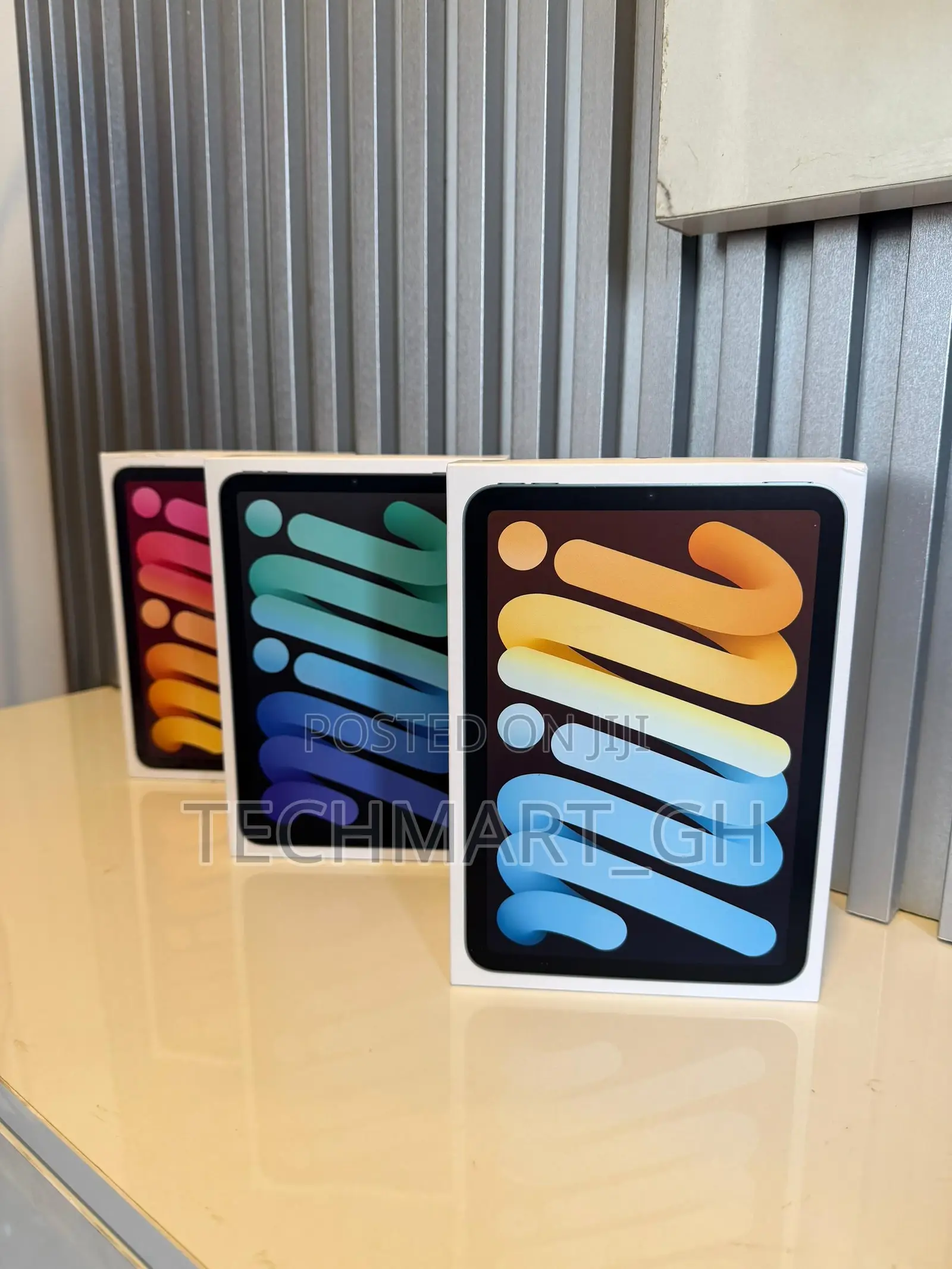 New Apple iPad mini 7 128 GB