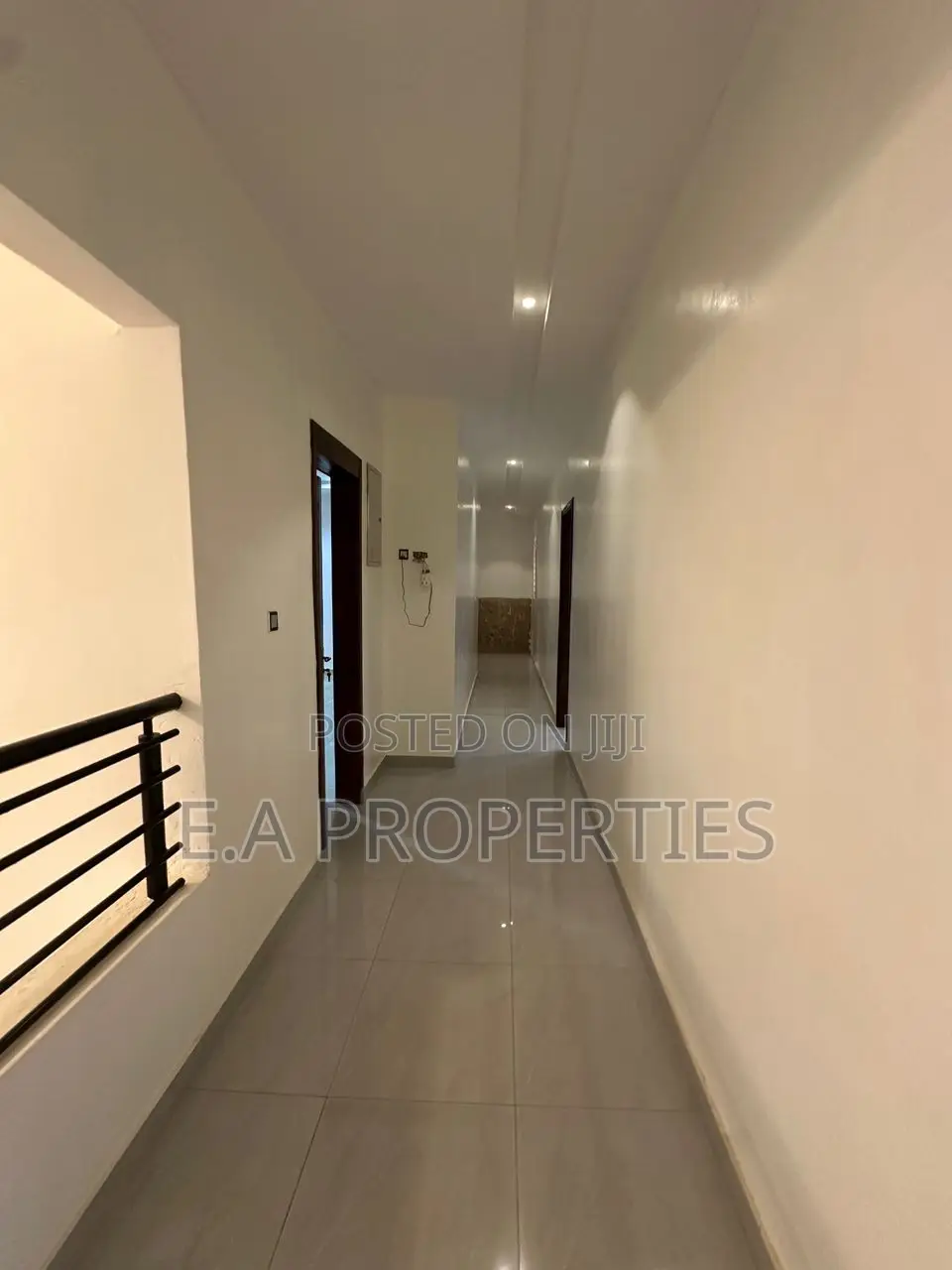 5bdrm House in E A Properties, Lake Side Estate for sale