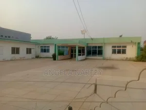 6bdrm House in Dzorwulu for sale