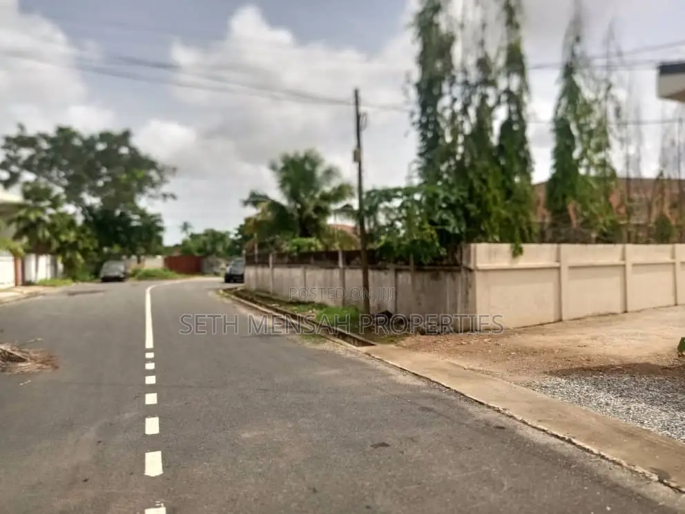 5bdrm House in Seth, Prisons School Area for sale