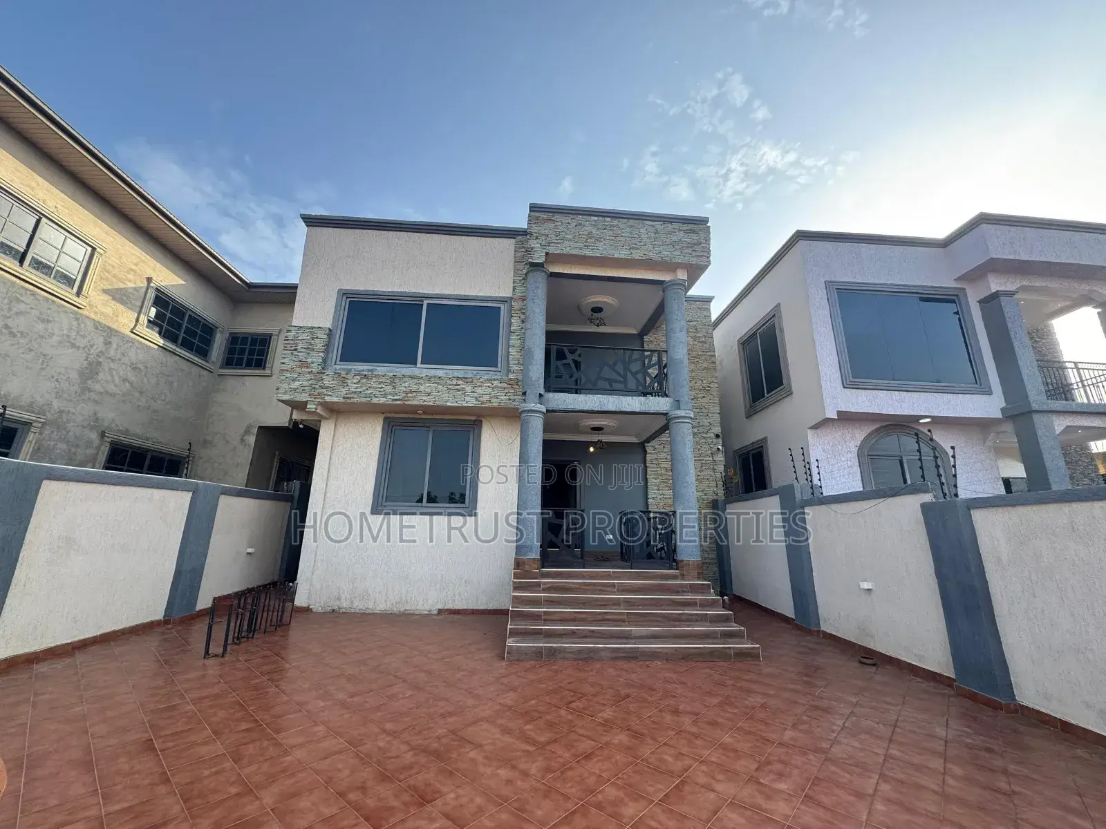 4bdrm Duplex in Hometrust Properties, Kwabenya for rent