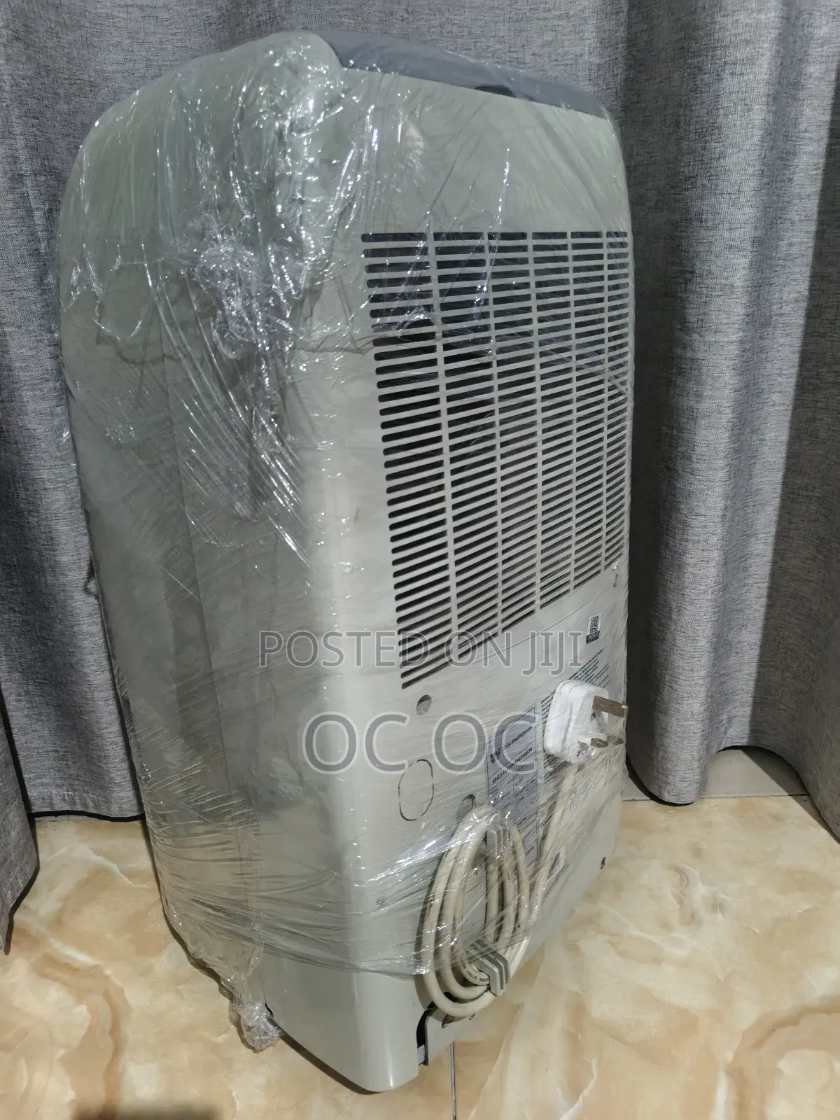 White-Westinghouse Portable Dehumidifier. 220 Volt 50 Hz, (3 in 1)