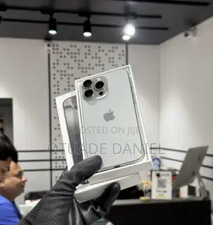 Apple iPhone 16 Pro Max 512 GB Silver