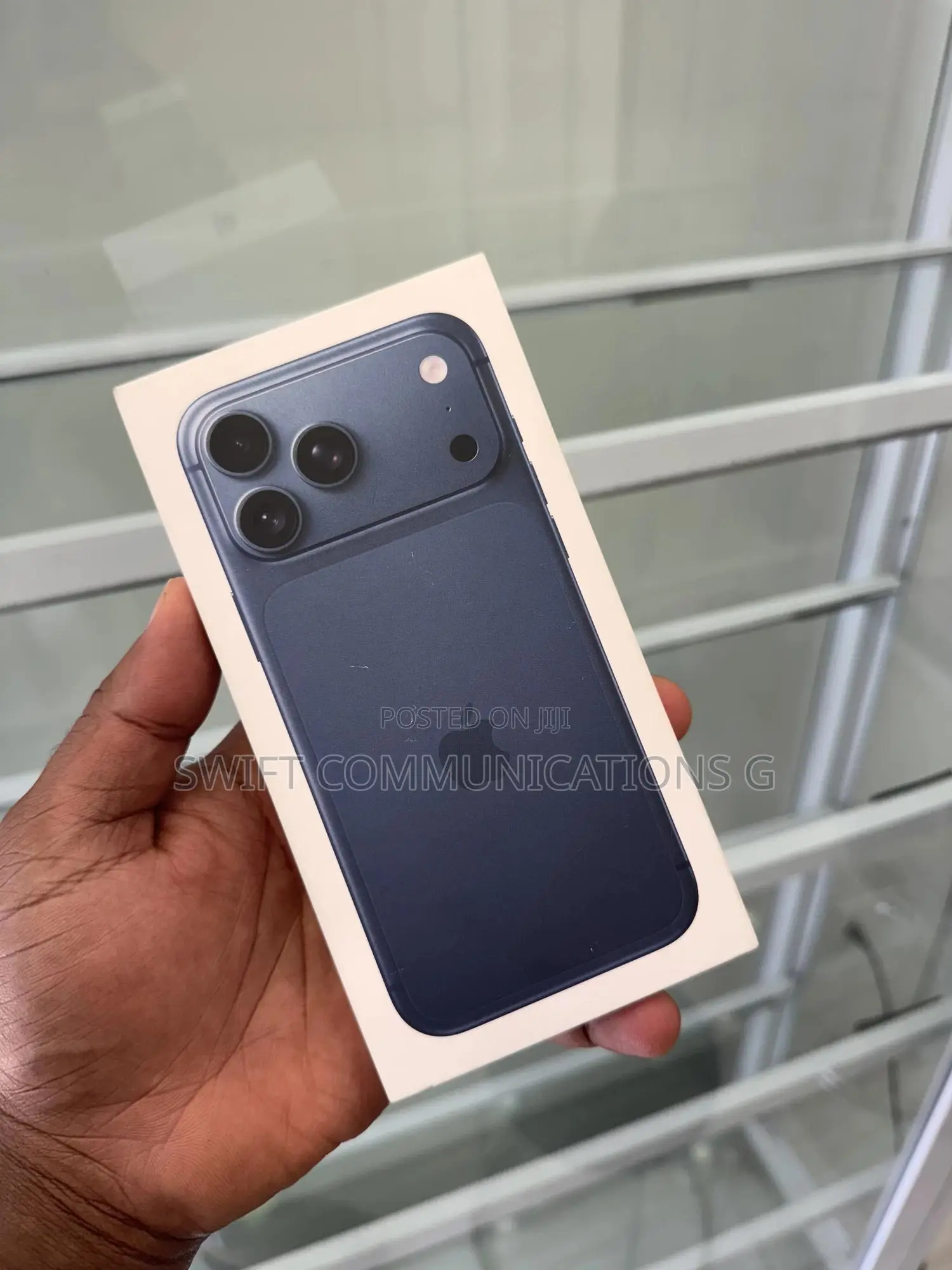 New Apple iPhone 17 Pro Max 256 GB Blue