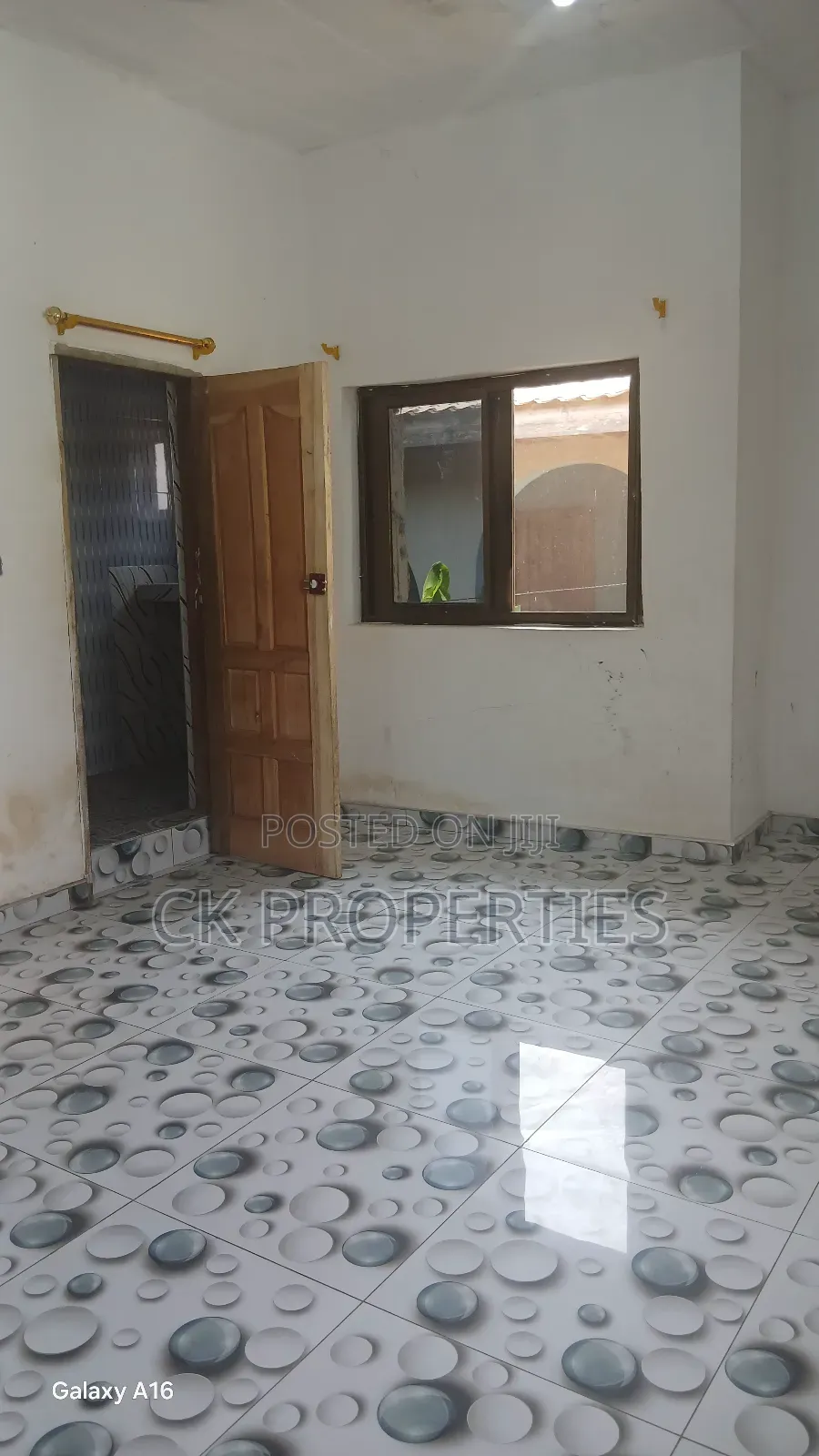 Mini Flat in Franco Estate, Dome for rent
