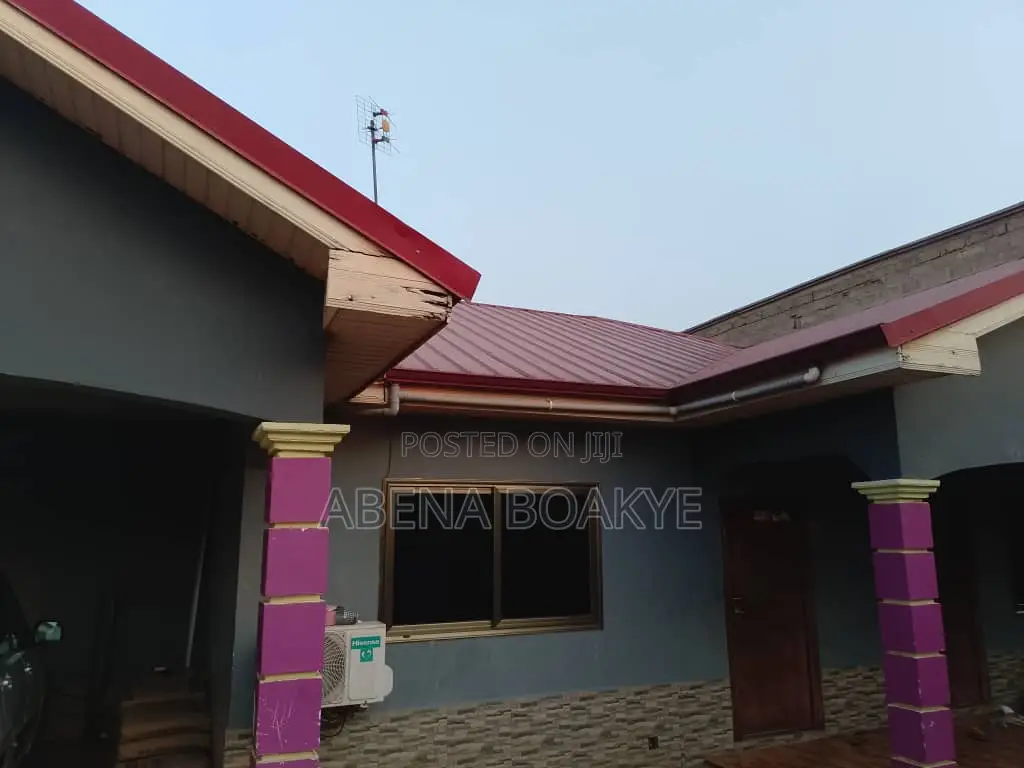 Furnished 3bdrm House in Owusu Ansah for sale