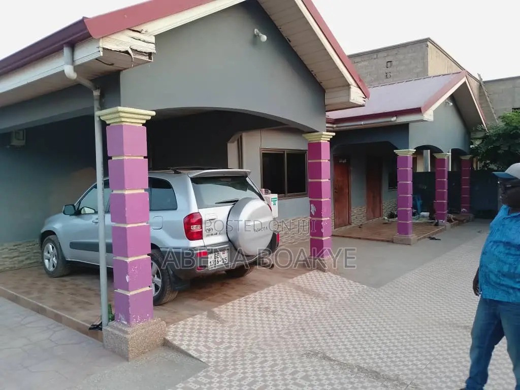 Furnished 3bdrm House in Owusu Ansah for sale