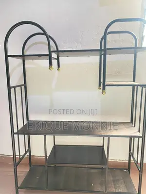 Nice Beautiful Iron Tv Stand for Sell