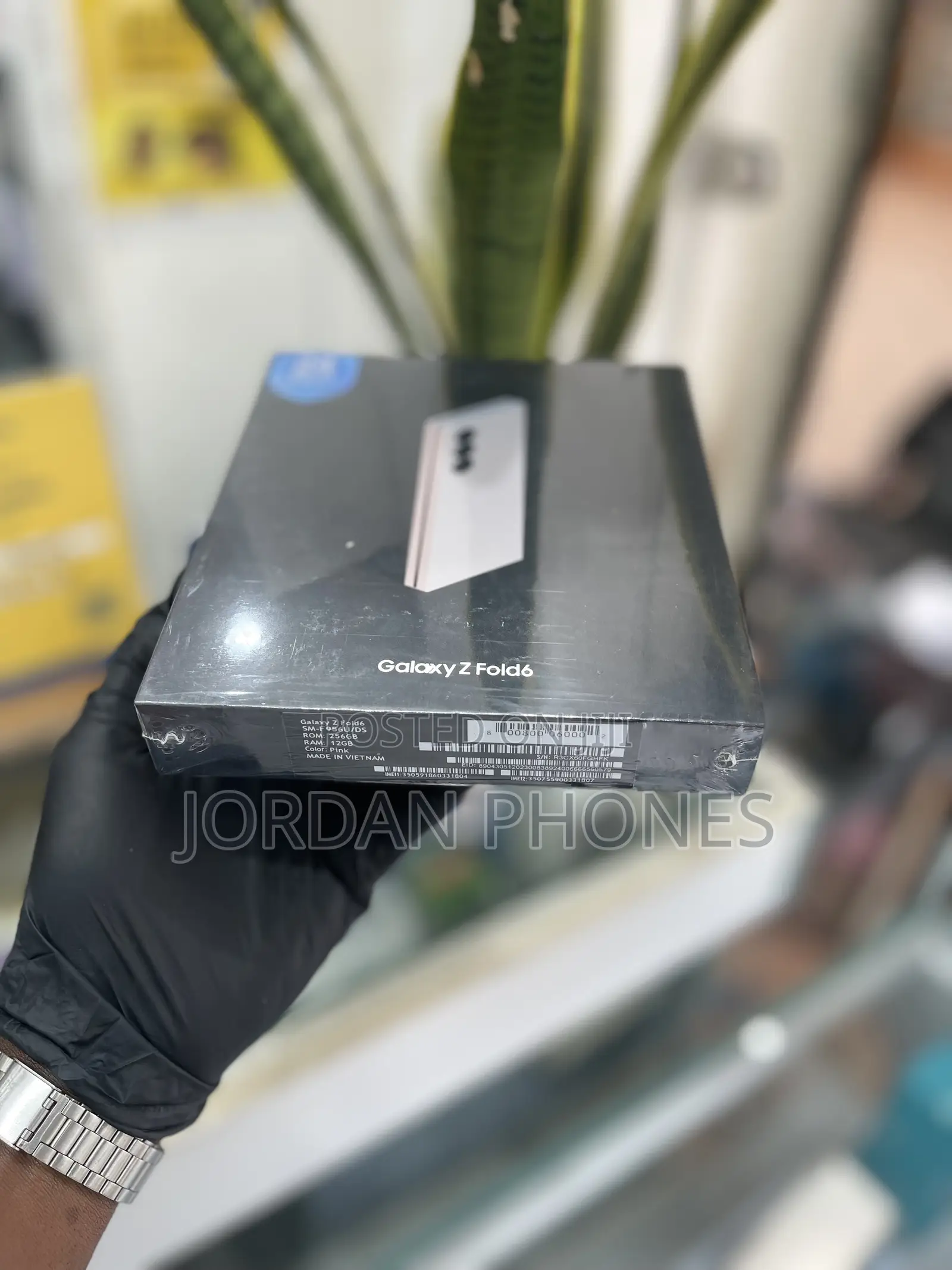 New Samsung Galaxy Z Fold6 256 GB Pink
