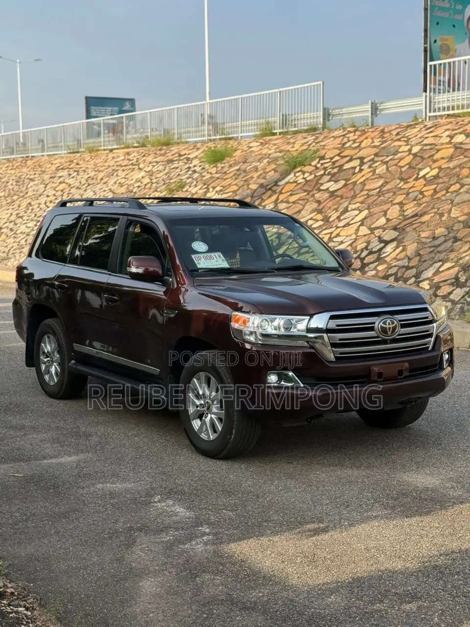 Toyota Land Cruiser 5.7 V8 GXR 2016 Burgundy