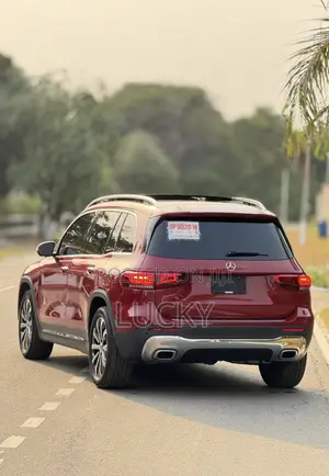 Mercedes-Benz GLB-Class GLB 250 4MATIC 2020 Red