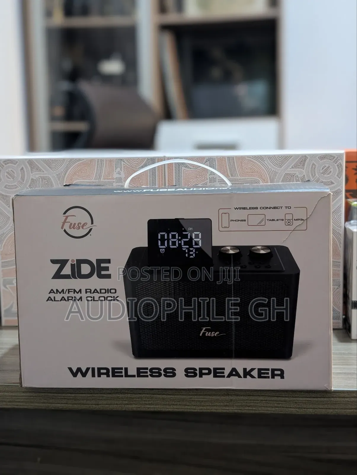 Fuse Zide Vintage Alarm Clock Radio - Radio Speaker With Bluetooth