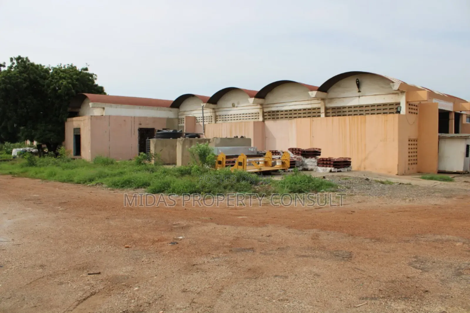 4 Acre Land With 10000+Sqm Warehouse for Sale at Tema Industrial Area