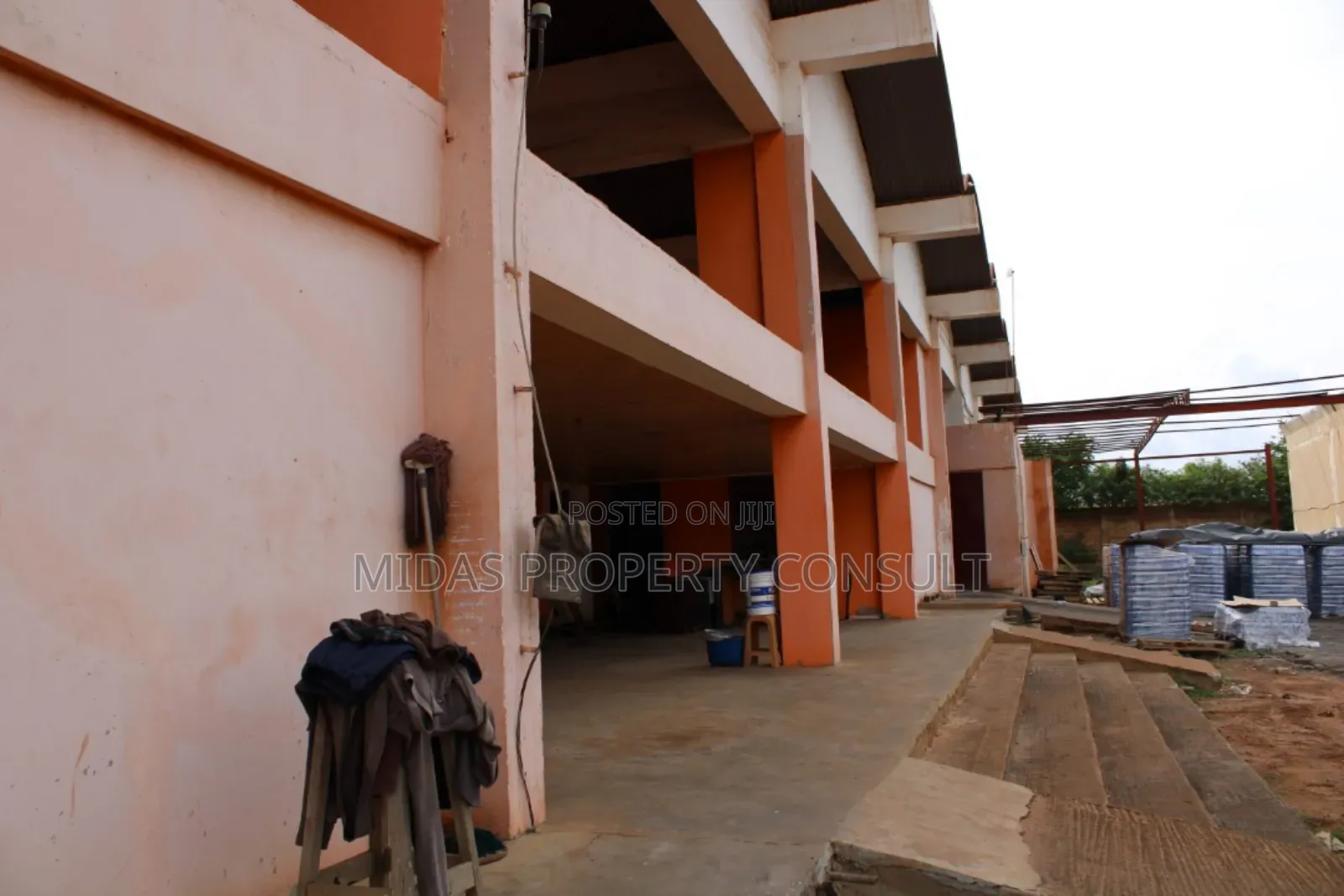 4 Acre Land With 10000+Sqm Warehouse for Sale at Tema Industrial Area