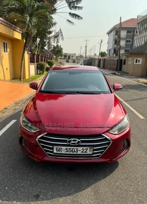 Hyundai Elantra SE Sedan FWD (2.0L 4cyl 6M) 2017 Red