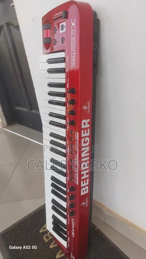 Behringer Umx 490