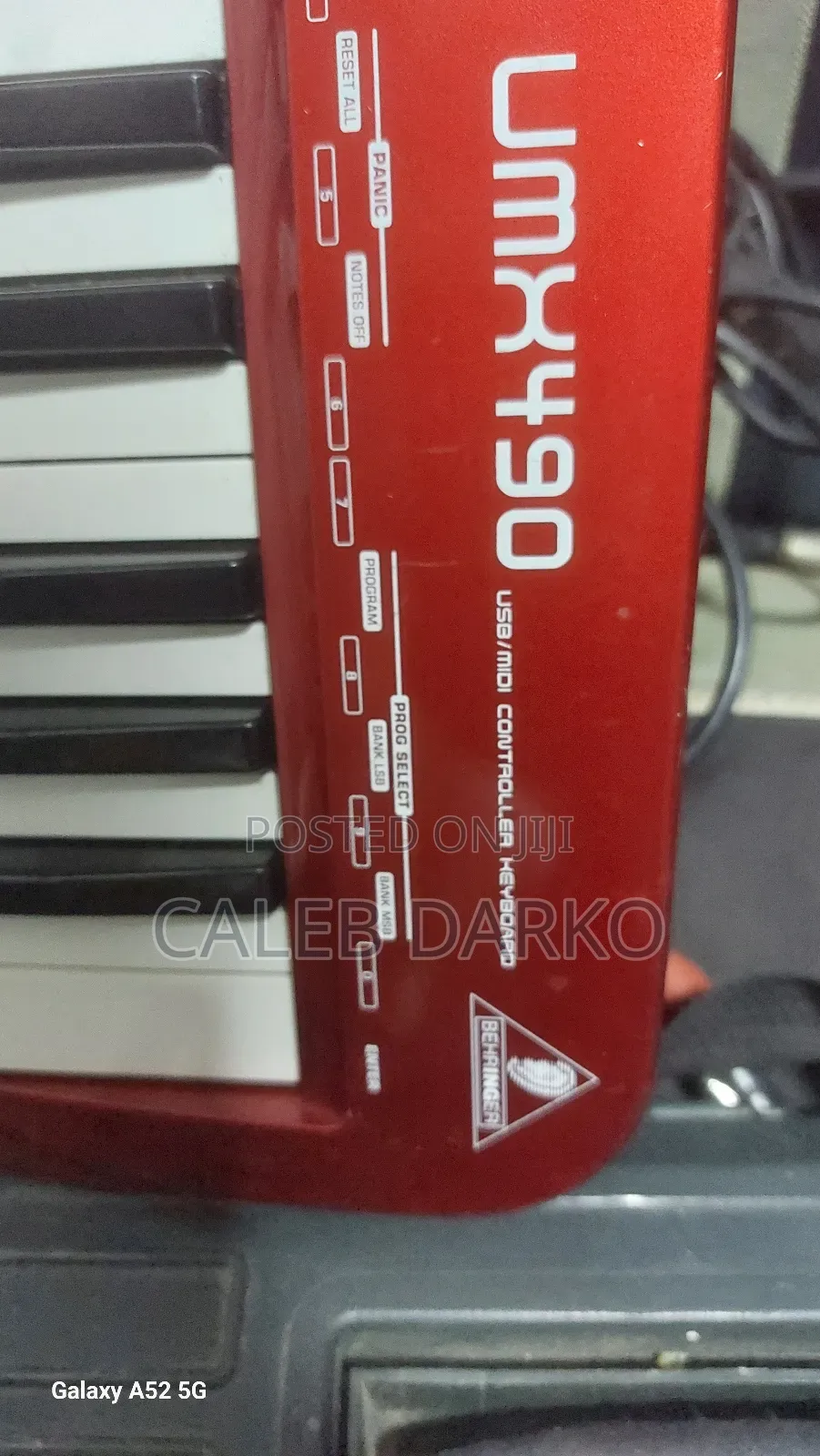 Behringer Umx 490