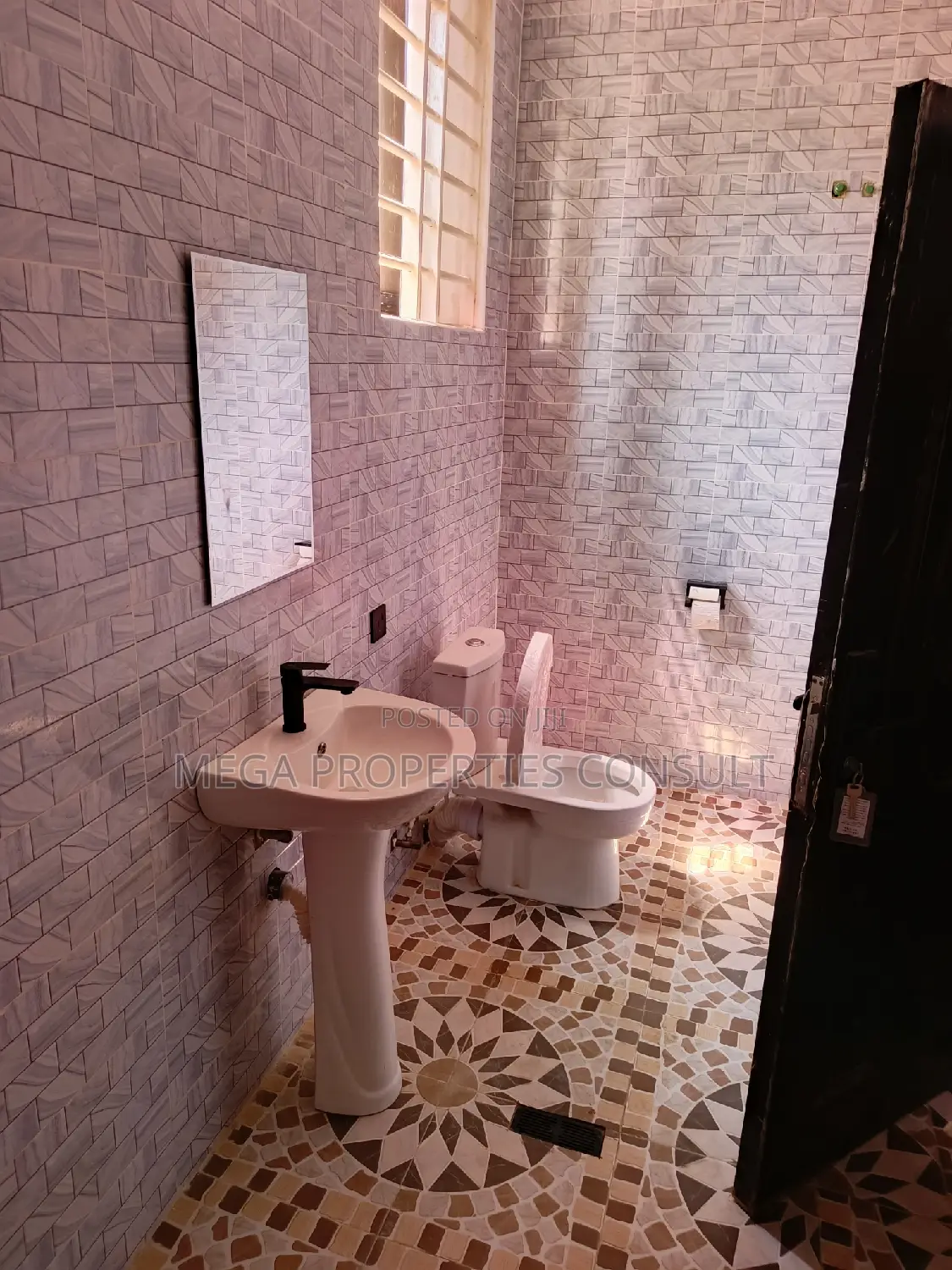 4bdrm House in Achimota for rent