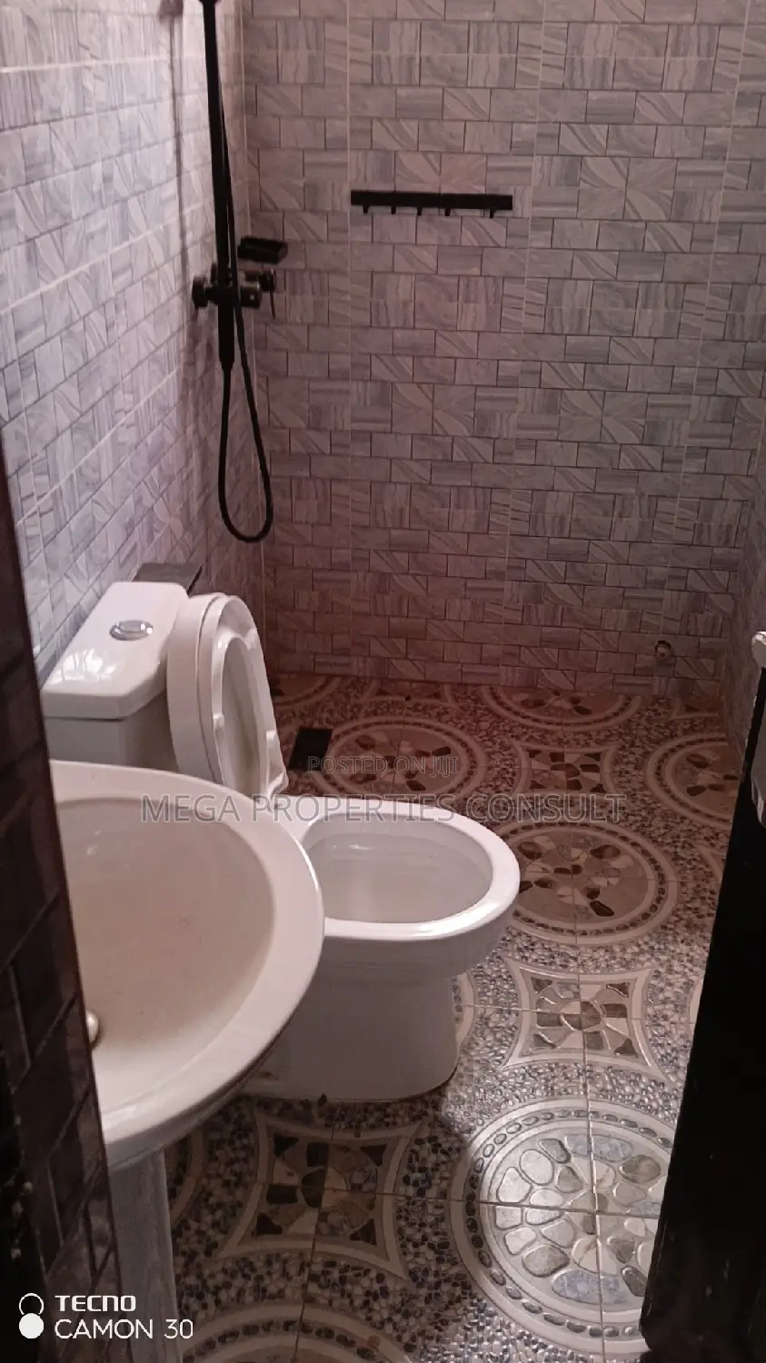 4bdrm House in Achimota for rent