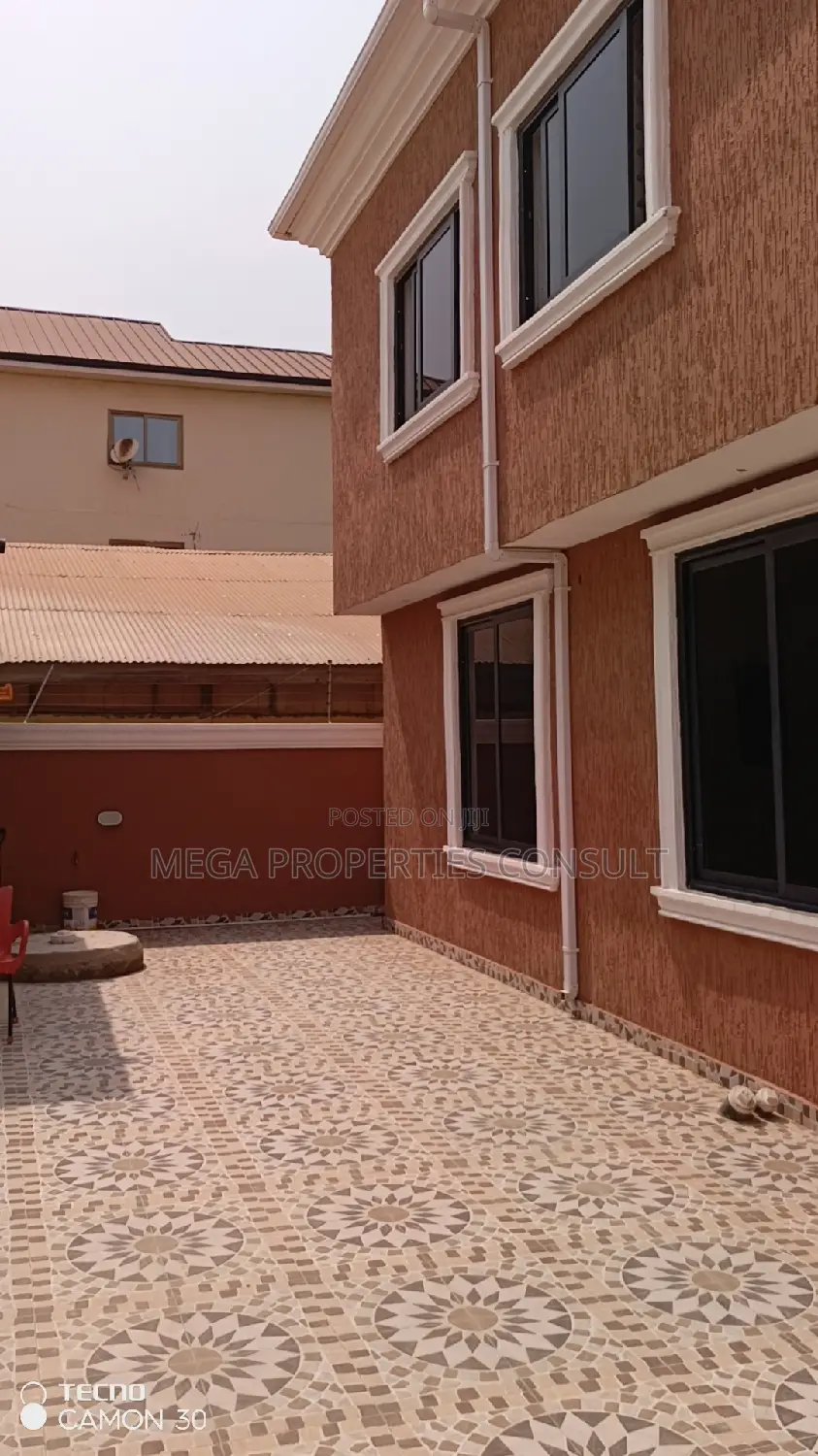 4bdrm House in Achimota for rent