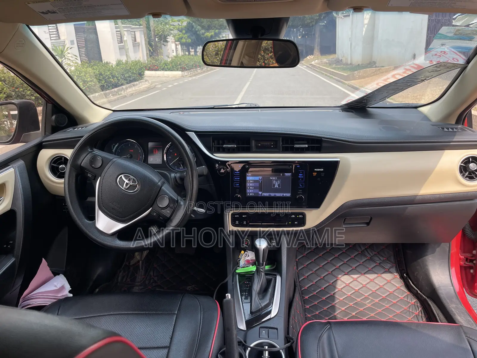 Toyota Corolla 2016 Red