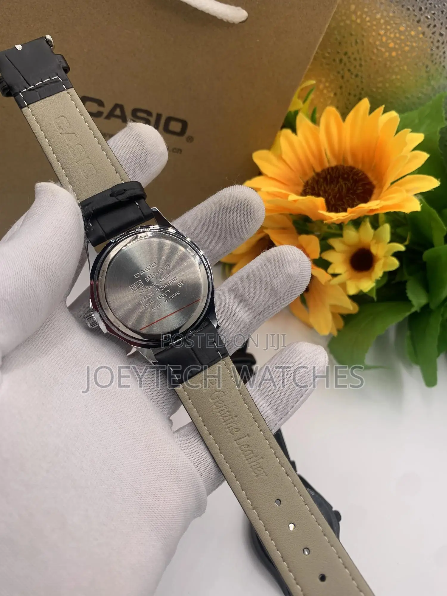 Unisex Casio Leather Watch
