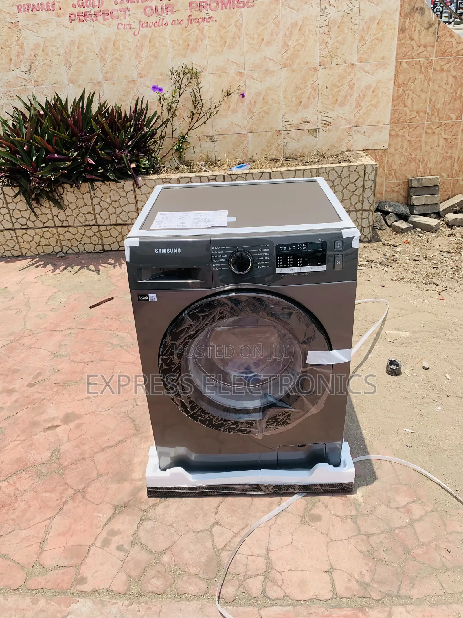 Long Lasting Effects Samsung 11kg Front Load. Ww11cgc04dab.