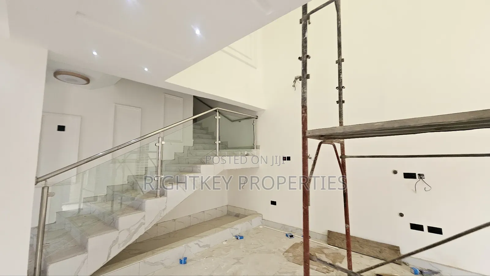 4bdrm Duplex in Rightkey, Kumasi Metropolitan for sale