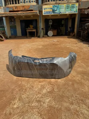 Front Bumper Corolla 2018 Le