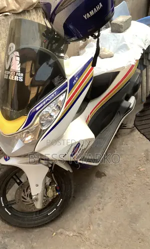 Honda 2020 White