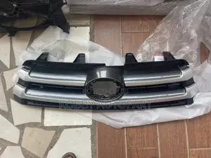 Toyota Highlander Top Grill Shell 2017 2018 2019