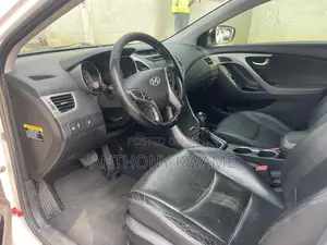 Hyundai Elantra 2014 White