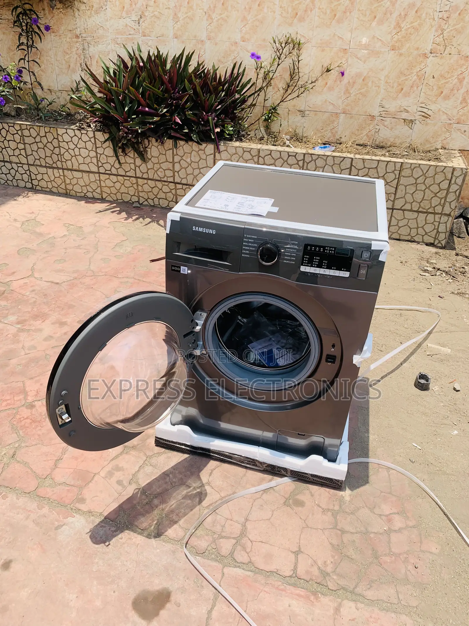 Ultra Modern Sleek Wm Samsung 11kg Front Load. Ww11cgc04dab.