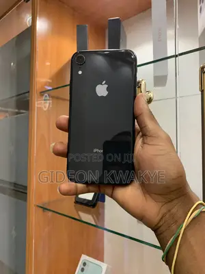 Apple iPhone XR 64 GB Black
