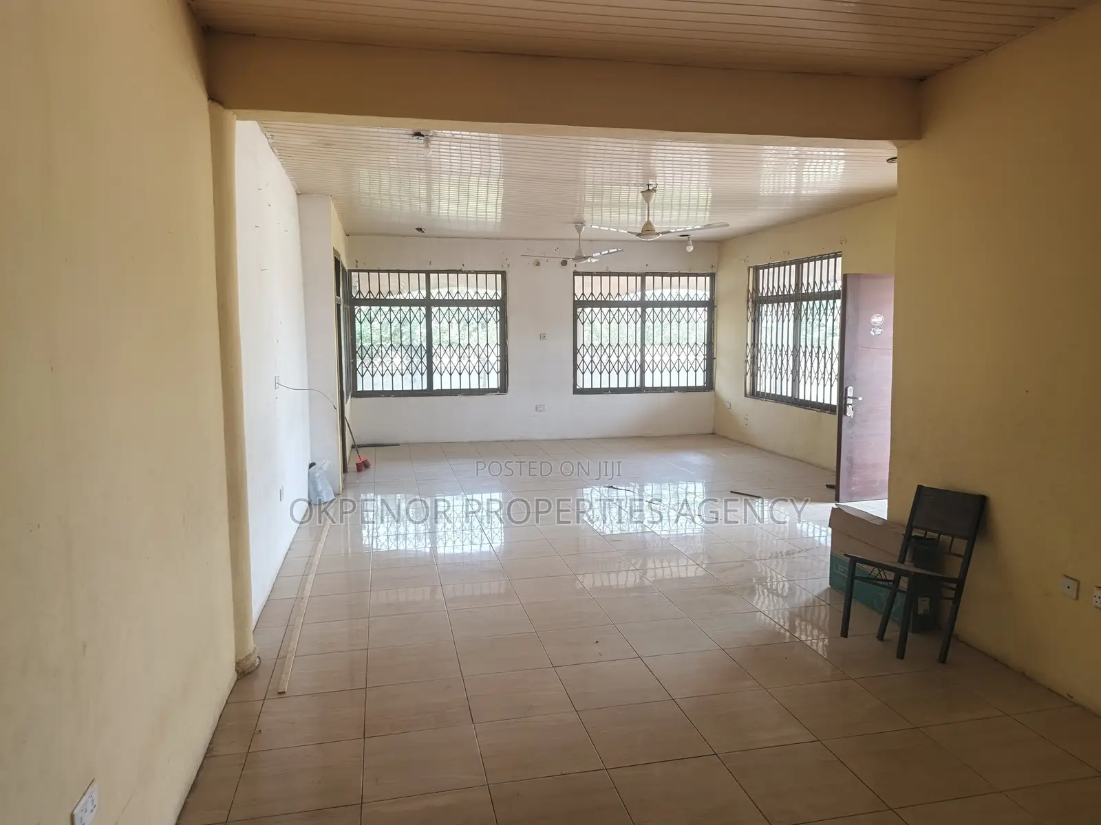 2bdrm Apartment in Dawhenya, Tema Metropolitan for rent