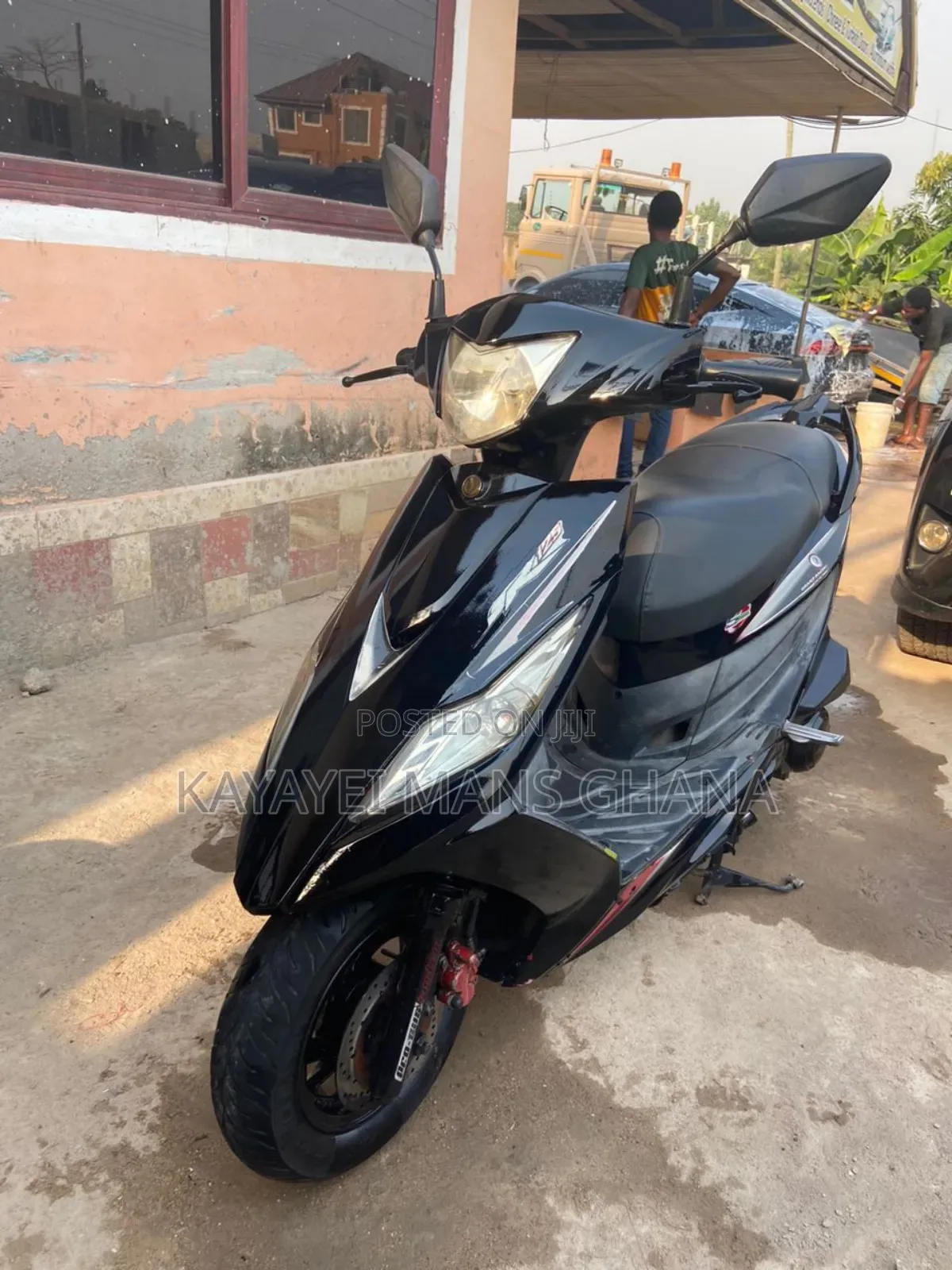 Yamaha 2022 Black