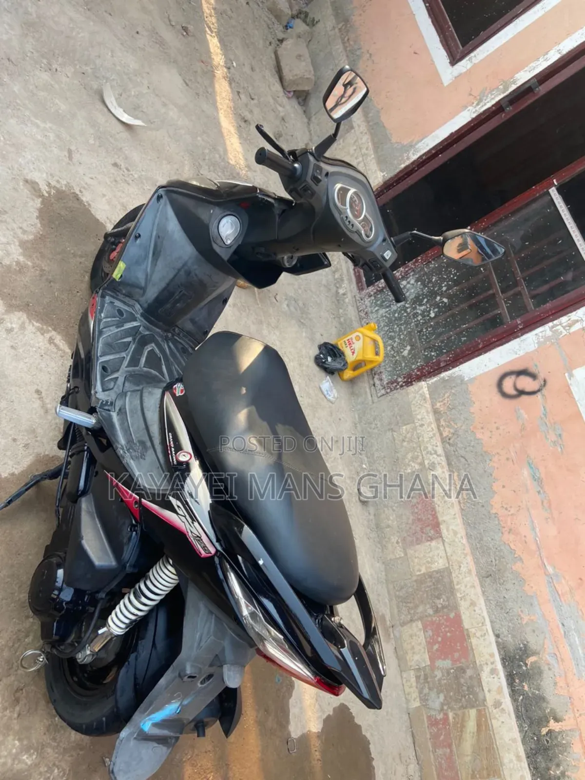 Yamaha 2022 Black