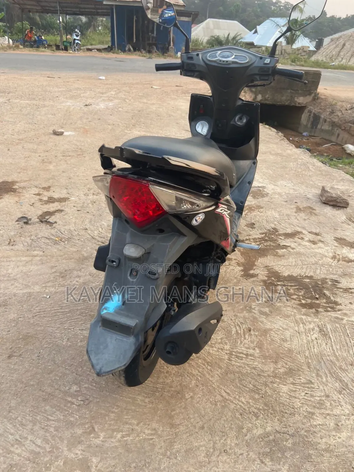 Yamaha 2022 Black